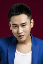 演员李晓鹏,光影之间，演绎人生百态